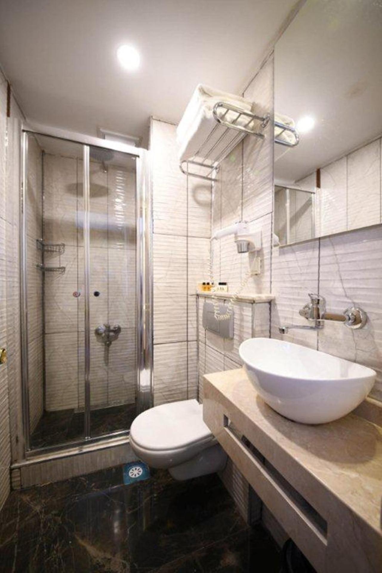 Single Room,1614780592:JPEG