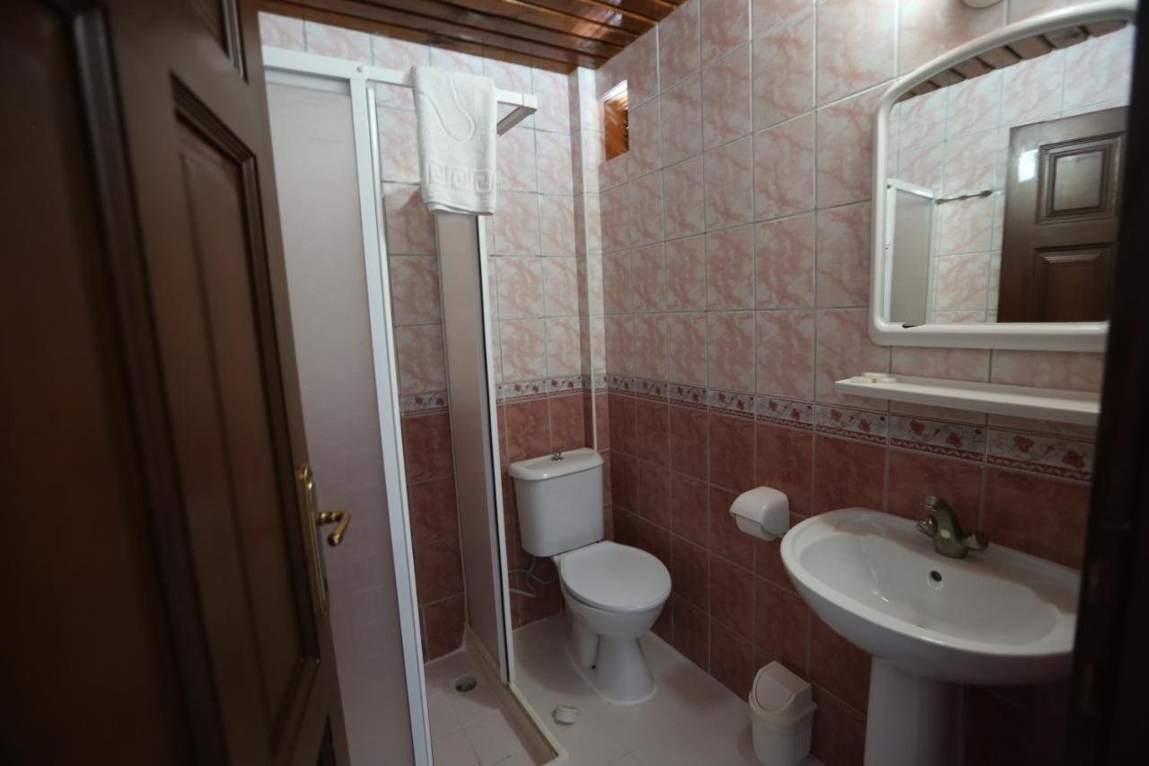 Standard Double or Twin Room,1008297154:JPEG