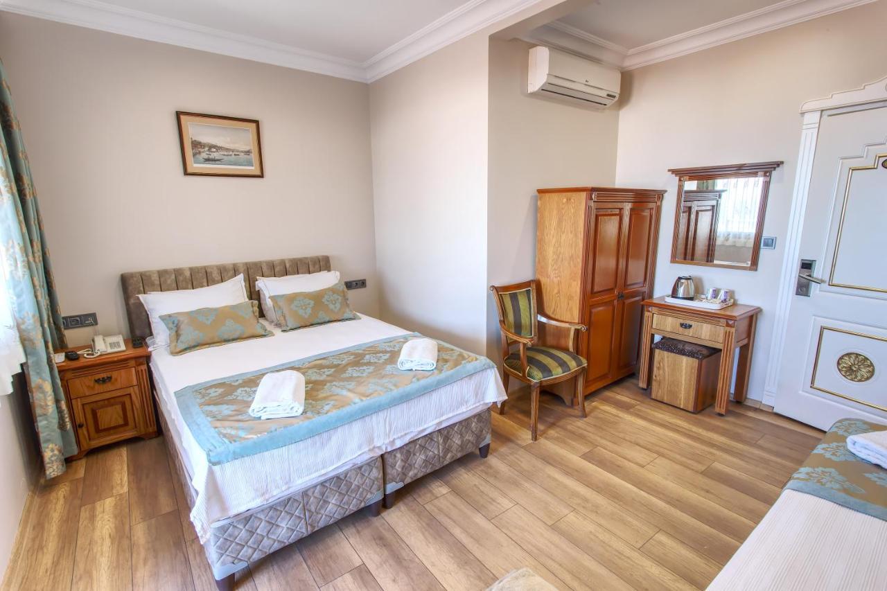 Room with Balcony, City and Sea View,1011504214:JPEG