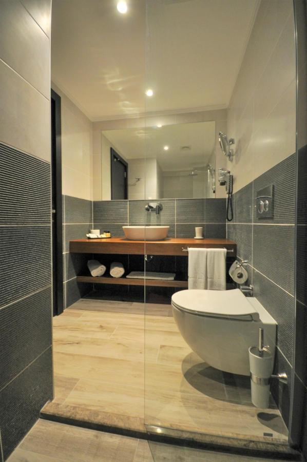 Standard Triple Room with Sea View,1010250184:JPEG