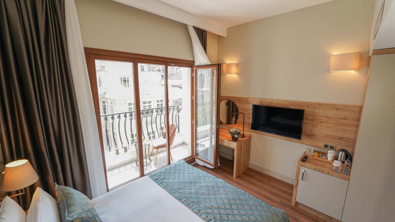 Deluxe Double Room Balcony