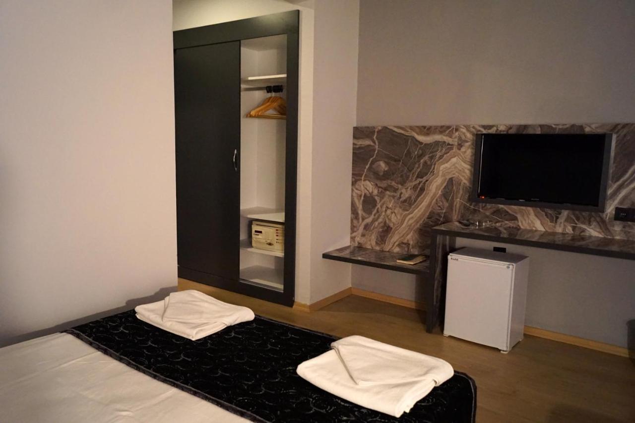 Double Room with Balcony,1239936823:JPEG