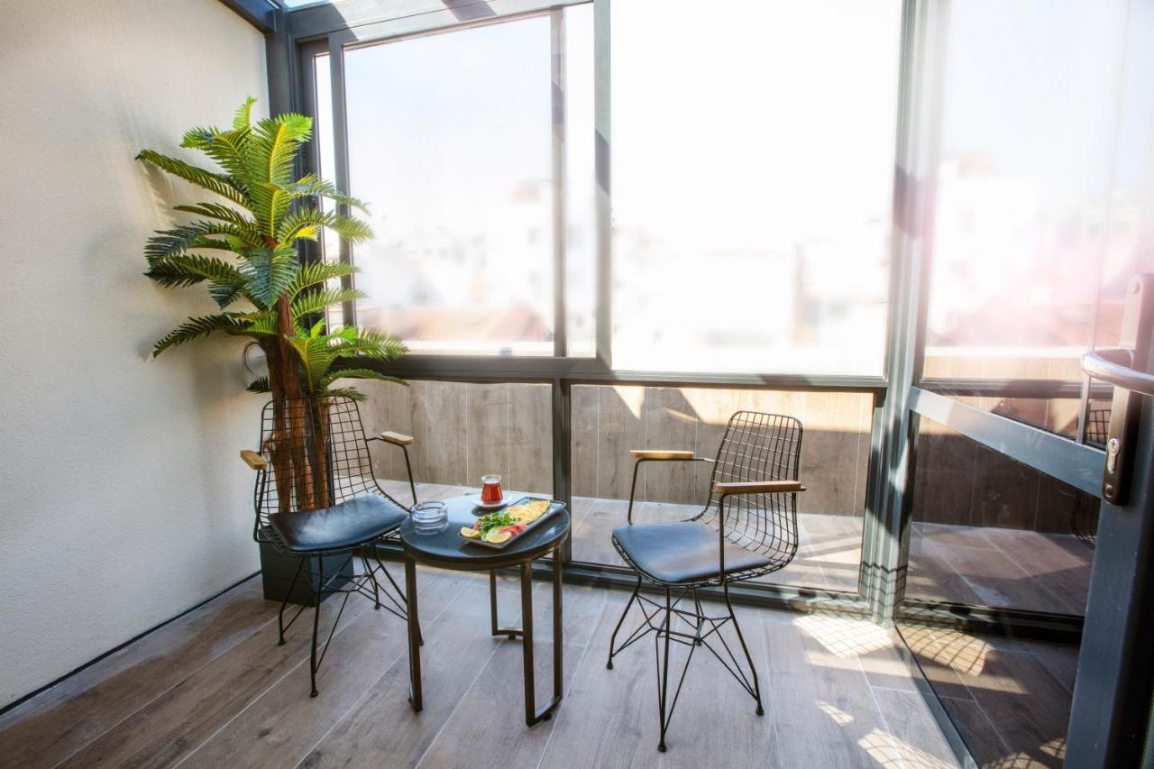 Quarto Superior com Cama de Casal ou 2 de Solteiro e Terraço