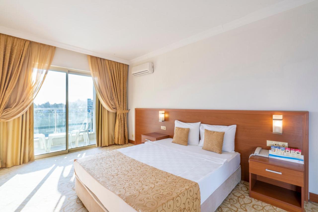 Standard Double or Twin Room,1038610297:JPEG