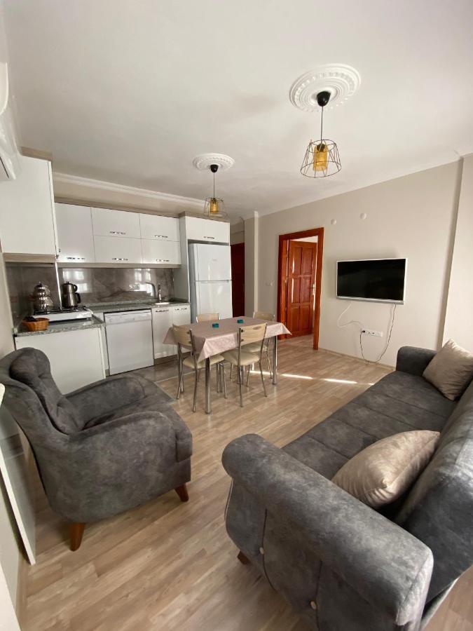 One-Bedroom Apartment,1055179531:JPEG