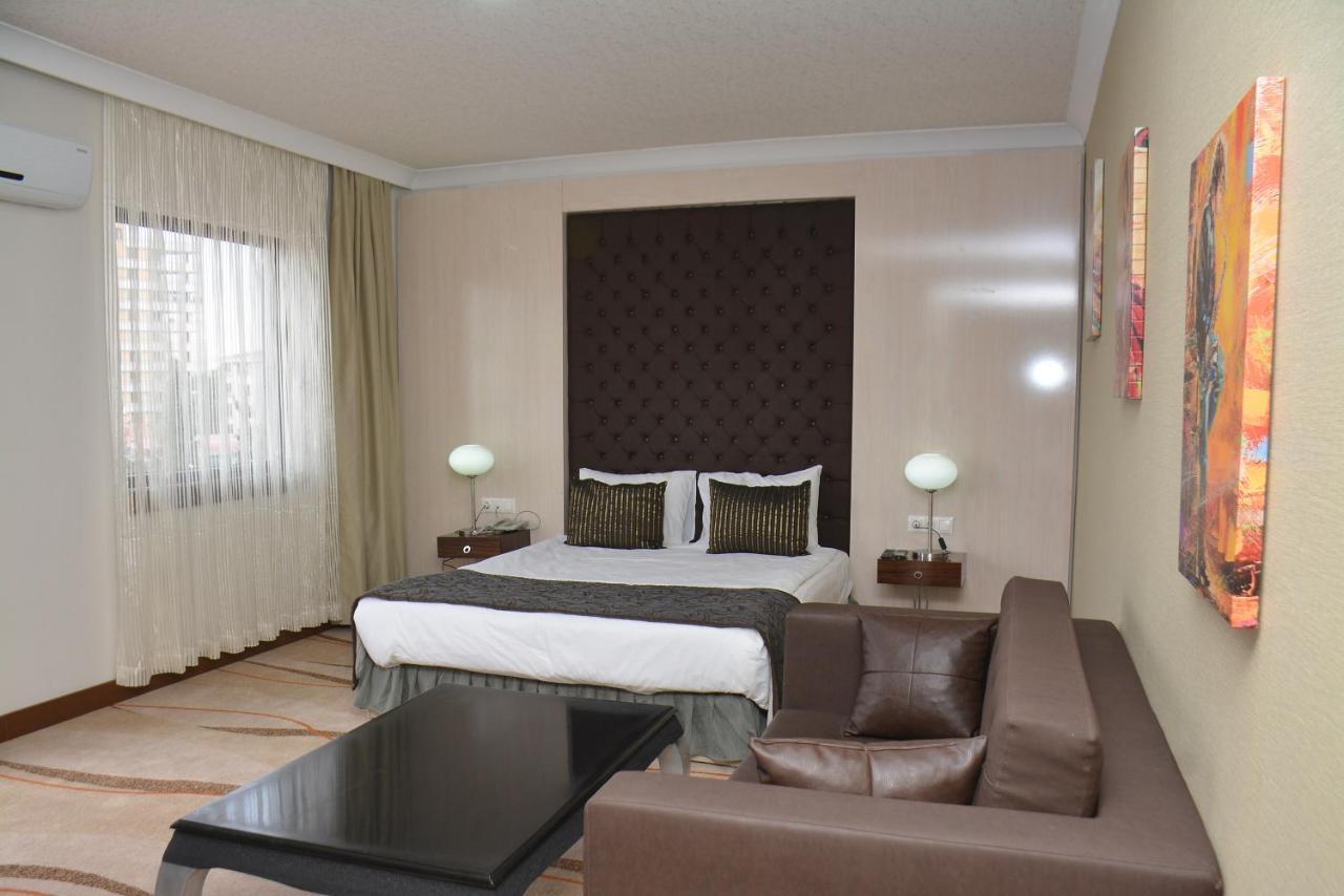 Large Double Room