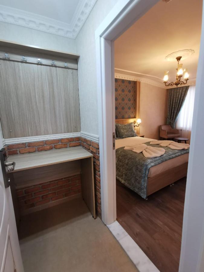 Deluxe Suite with Sea View,1076285761:JPEG