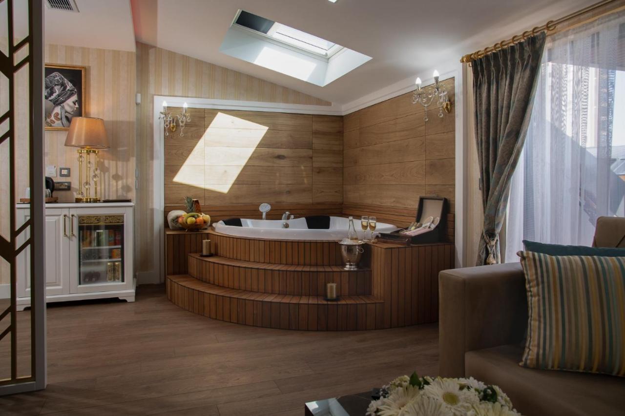 Whirlpool Suite