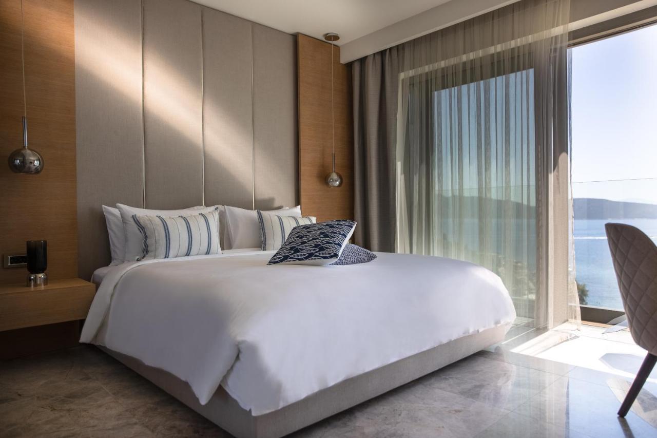Suite con 3 Camere da Letto e Vista Mare