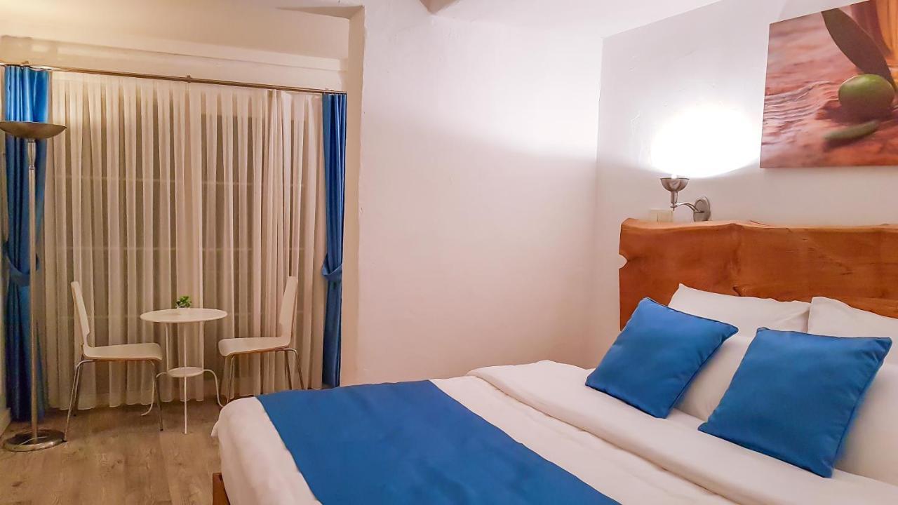 Standard Double Room,1080112453:JPEG