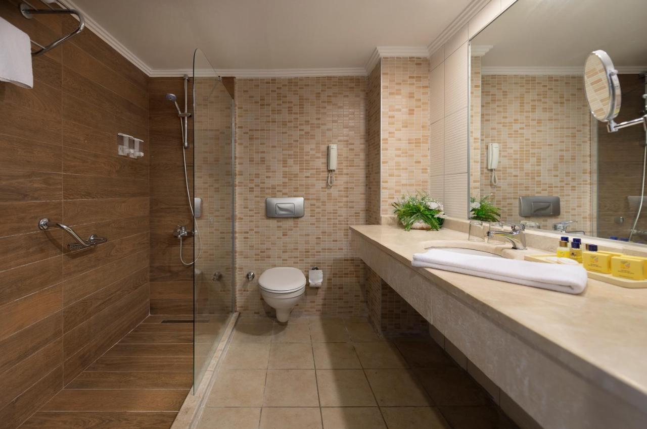 Standard Double or Twin Room,1115191008:JPEG