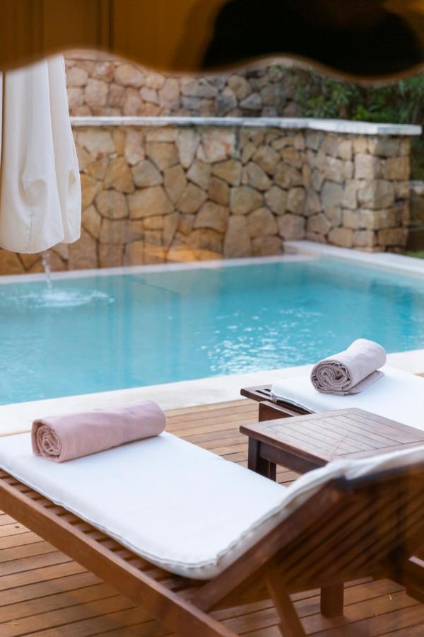 Villa Bali mit eigenem Pool (4 Erwachsene + 2 Kinder)