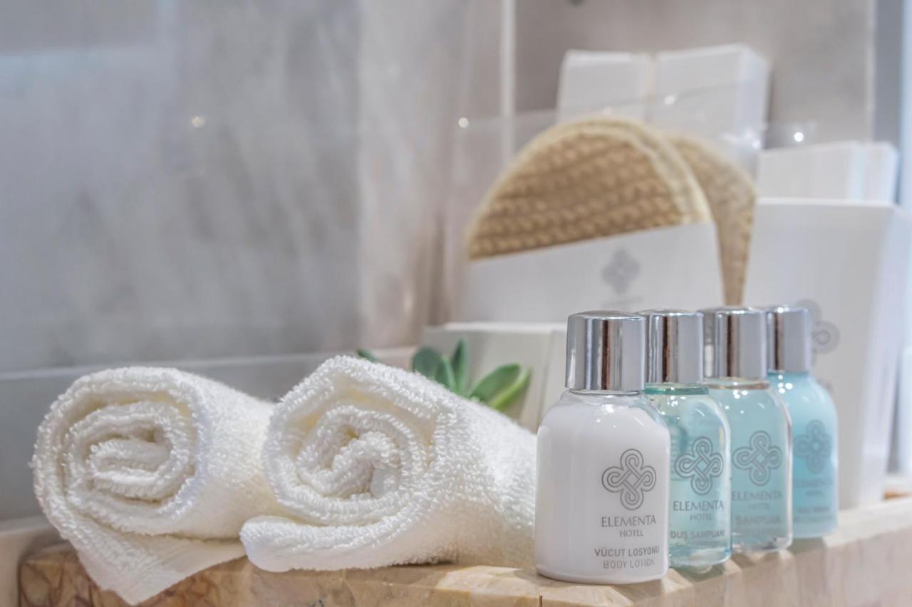 Deluxe Double or Twin Room with Sea View,1107366174:JPEG