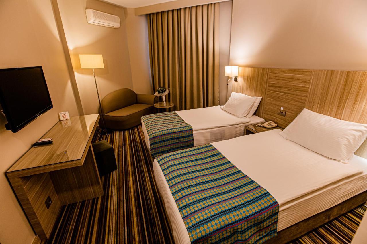 Standard Double Room,1109547390:JPEG