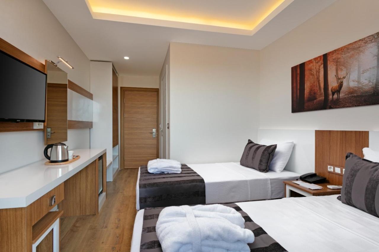 Twin Room with Balcony,1123114857:JPEG