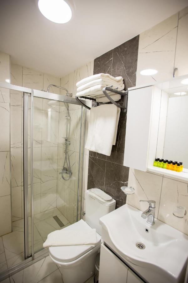 Deluxe Triple Room,1124187009:JPEG