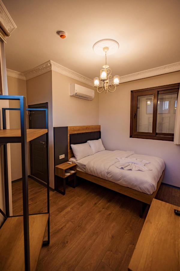 Quarto Duplo Econômico
