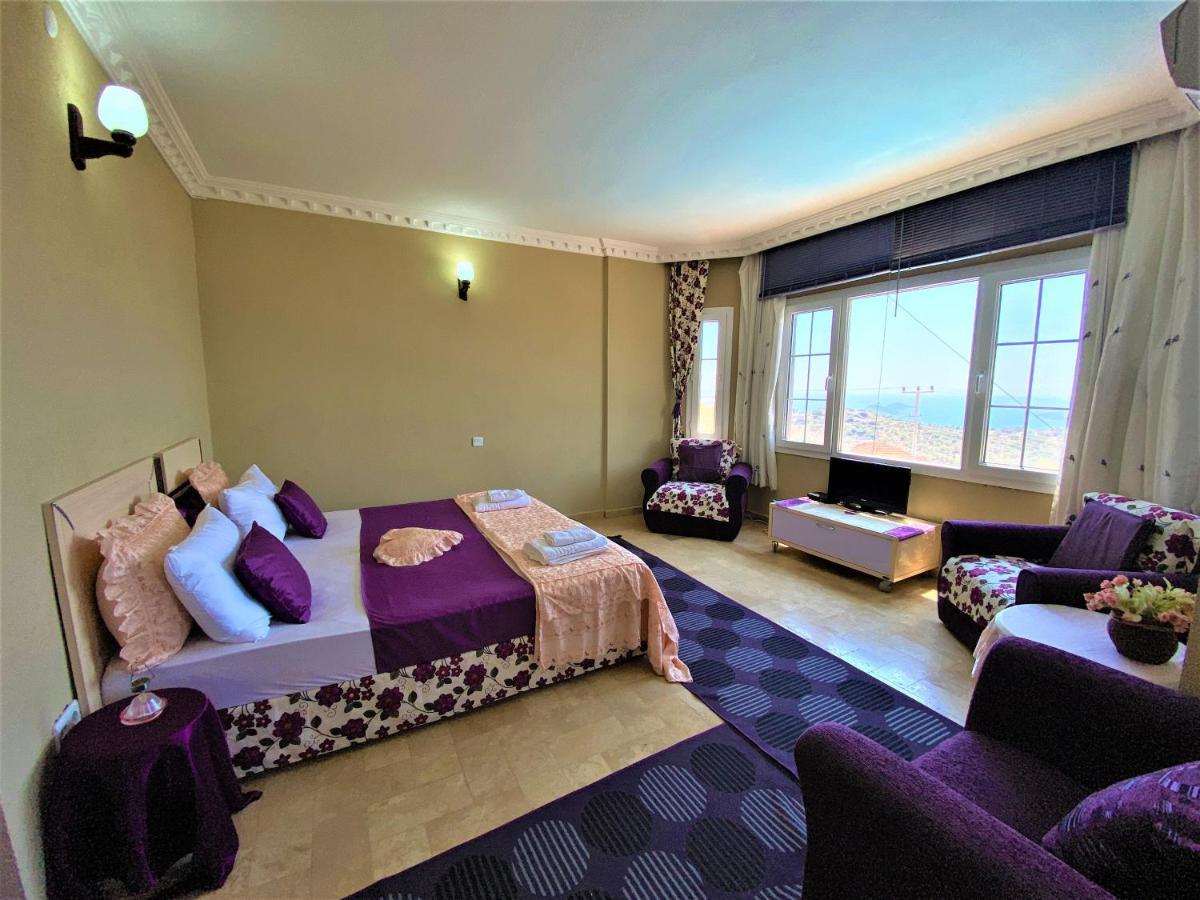 Purple Villa Suite with Two Bedrooms with Full Sea, Pool and Bay View