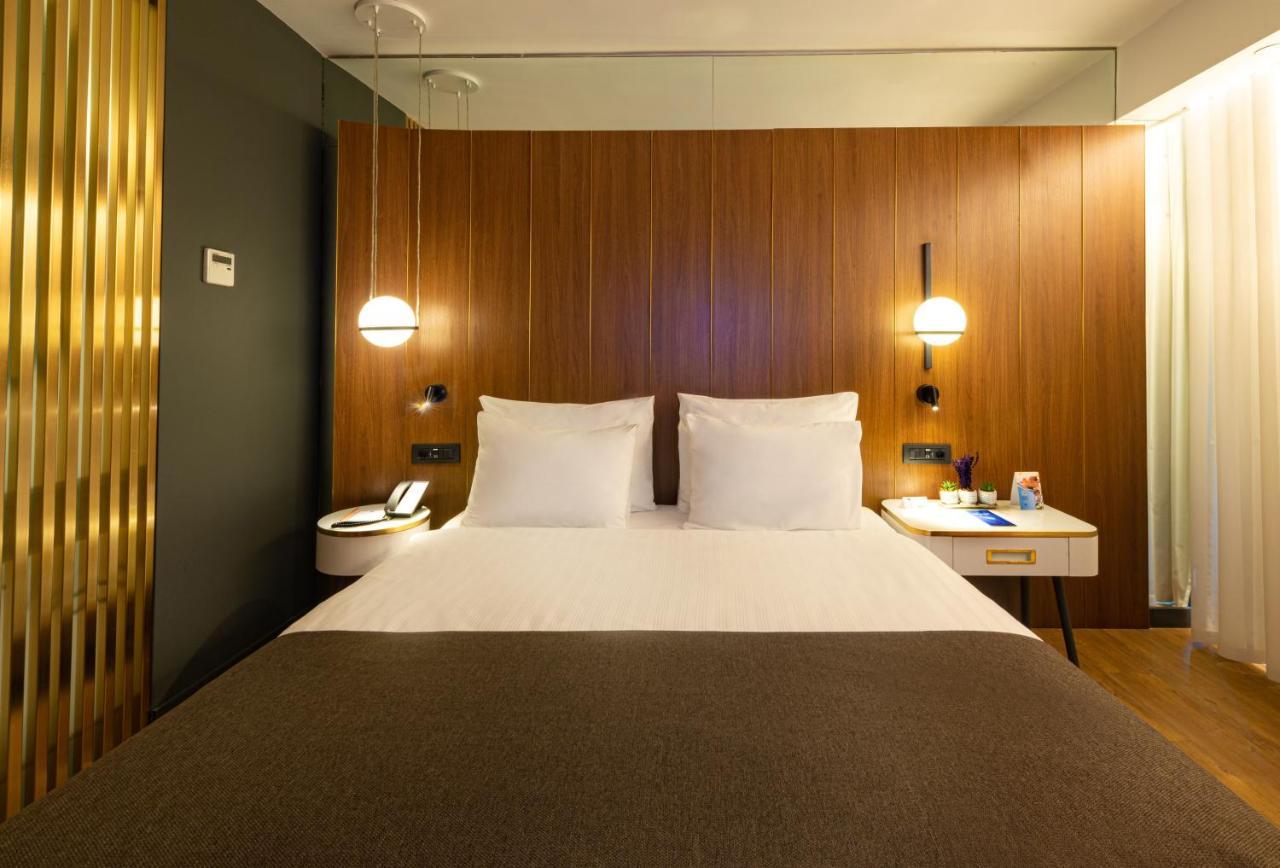 Superior Double Room,1168130209:JPEG