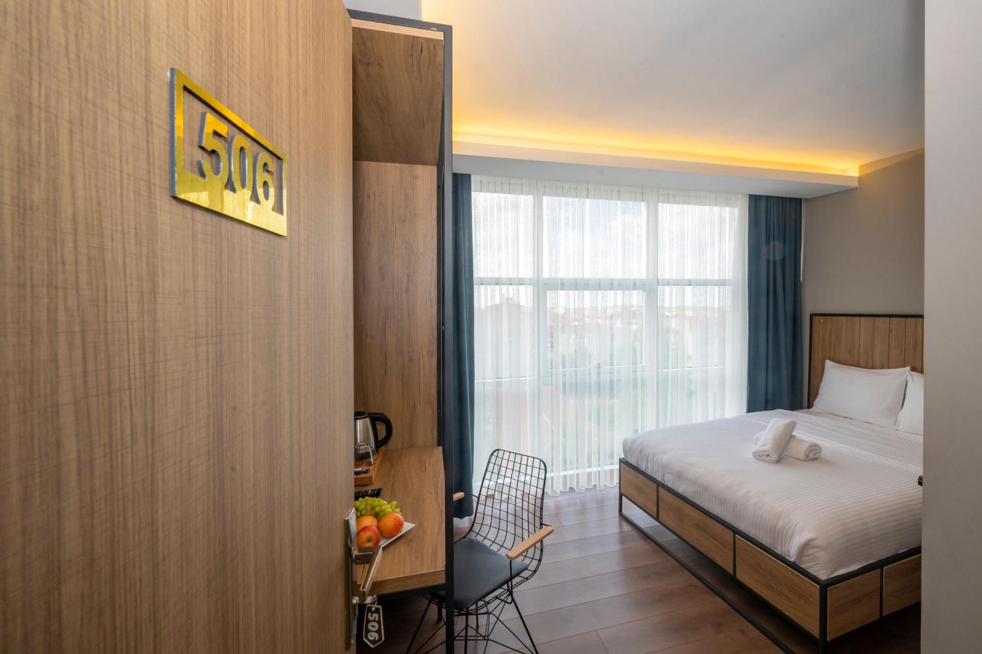 Deluxe Çift Kişilik veya İki Yataklı Oda