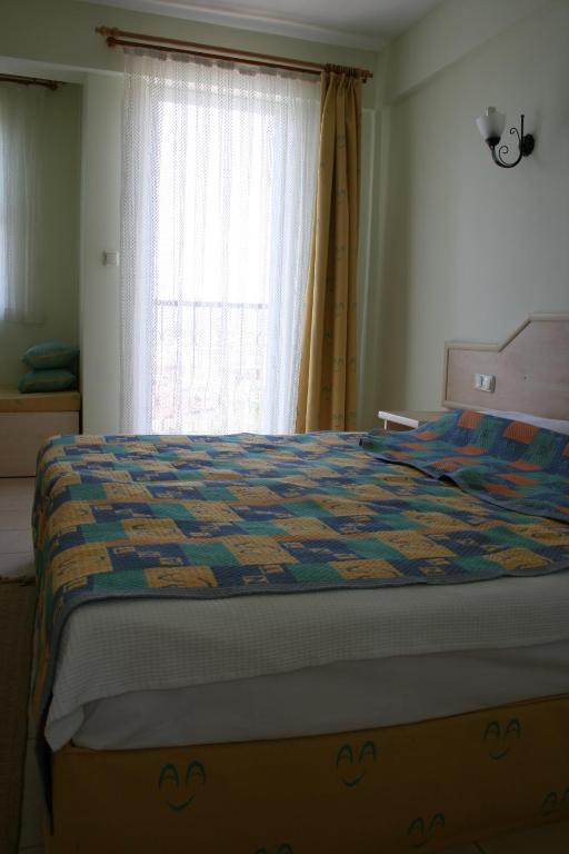 Standard Double or Twin Room,51187192:JPEG