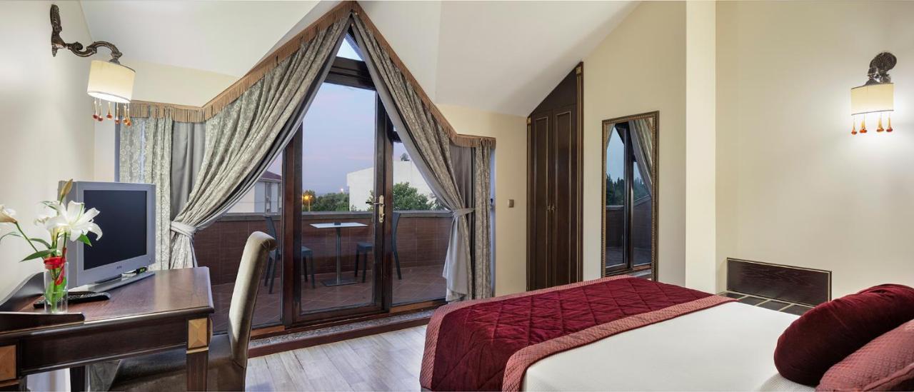 Quarto Duplo com Vista do Jardim