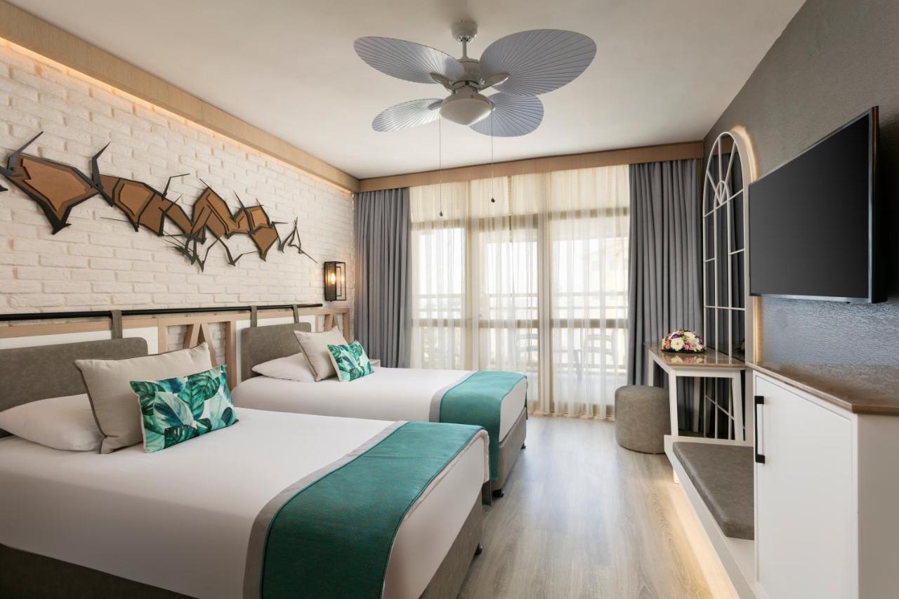 Standard Double or Twin Room,1167262146:JPEG