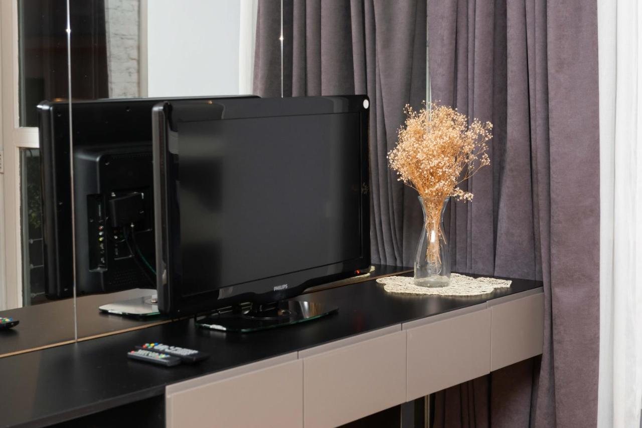 Deluxe King Studio