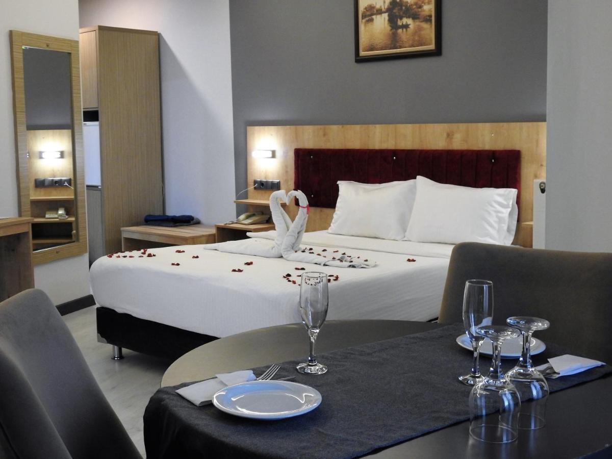 Deluxe Suite,1196402263:JPEG