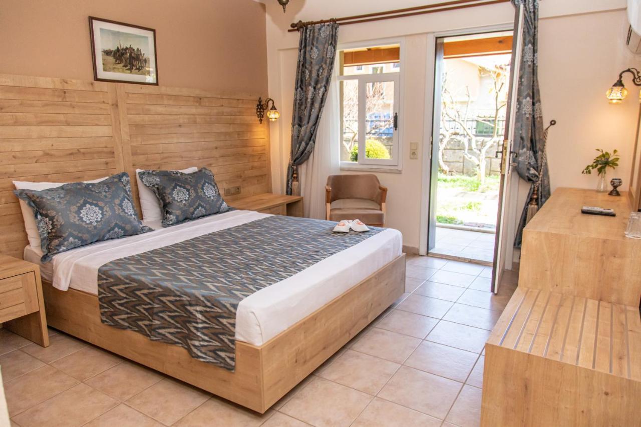 Doppelzimmer mit Balkon