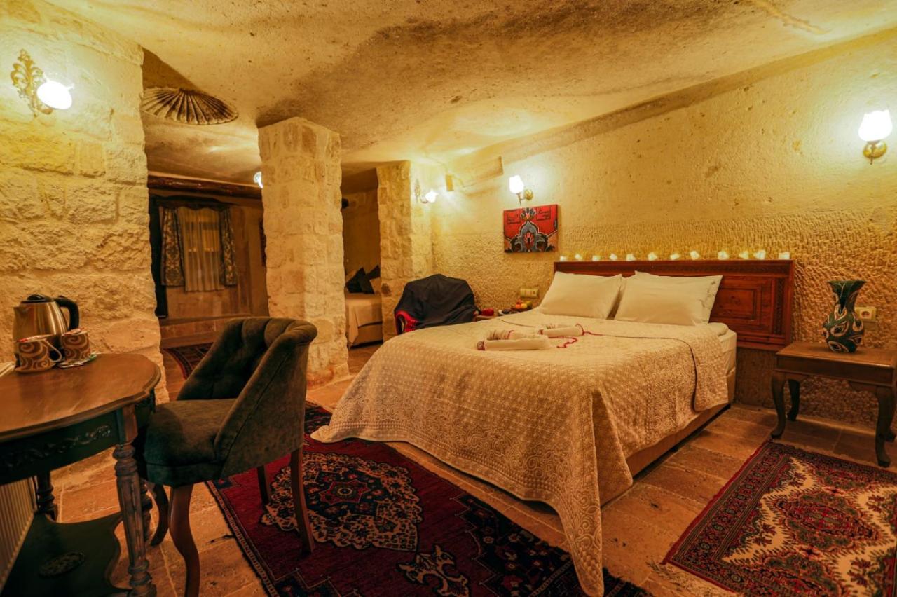 Queen Room Spa Bath