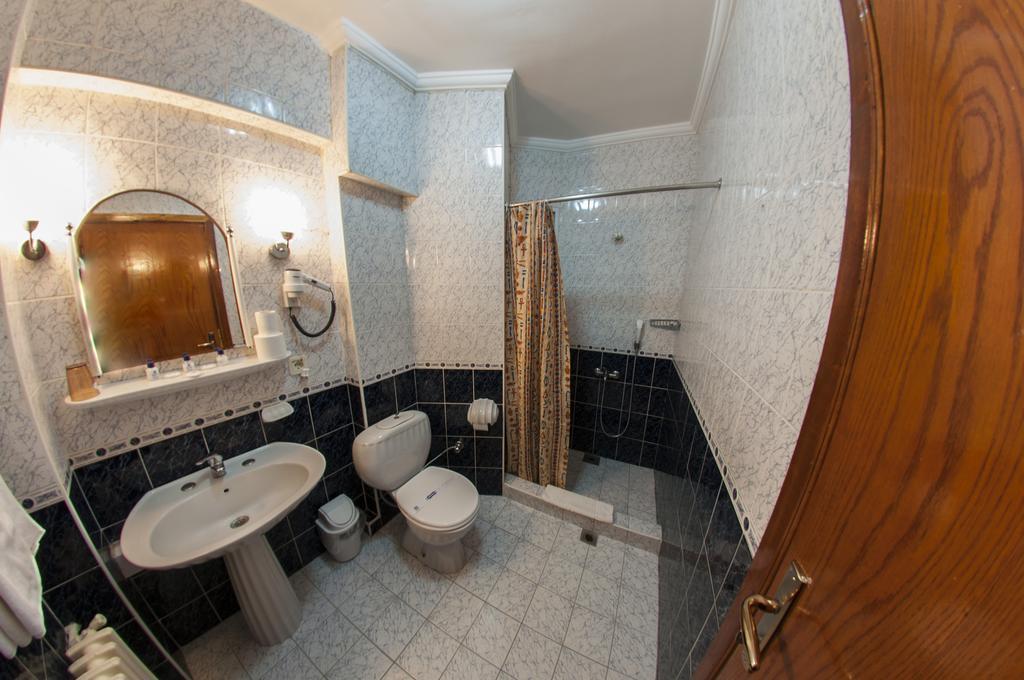 Quarto Triplo Econômico