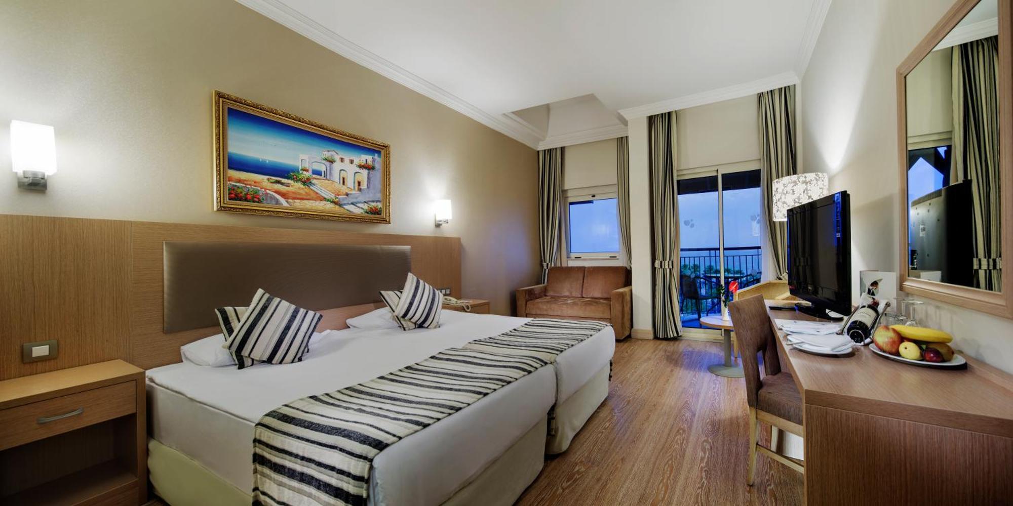 Standard Double Room with Side Sea View