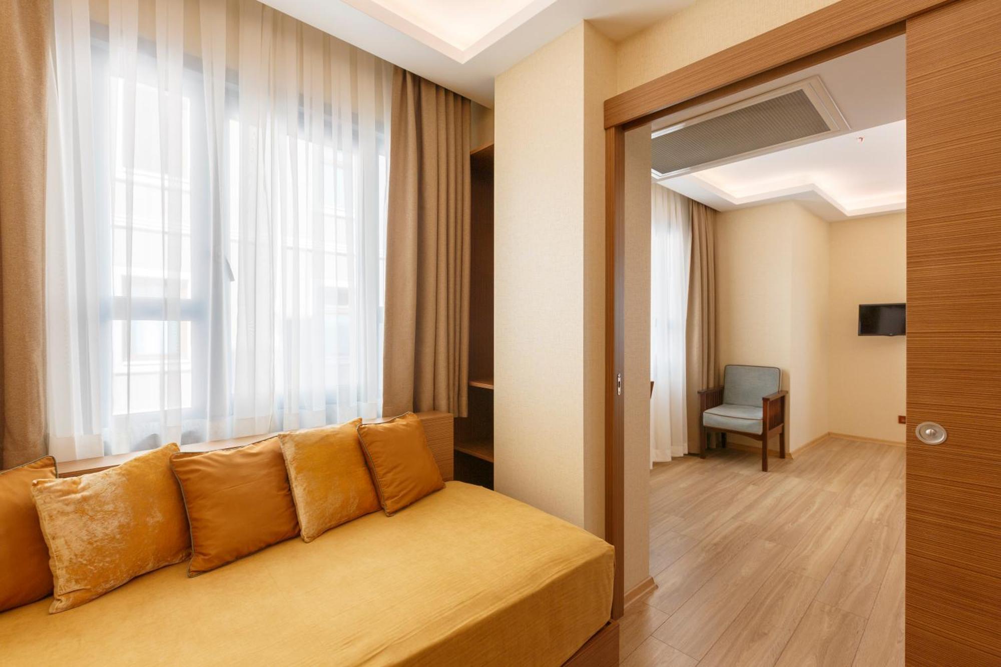 Junior Suite,1213743631:JPEG