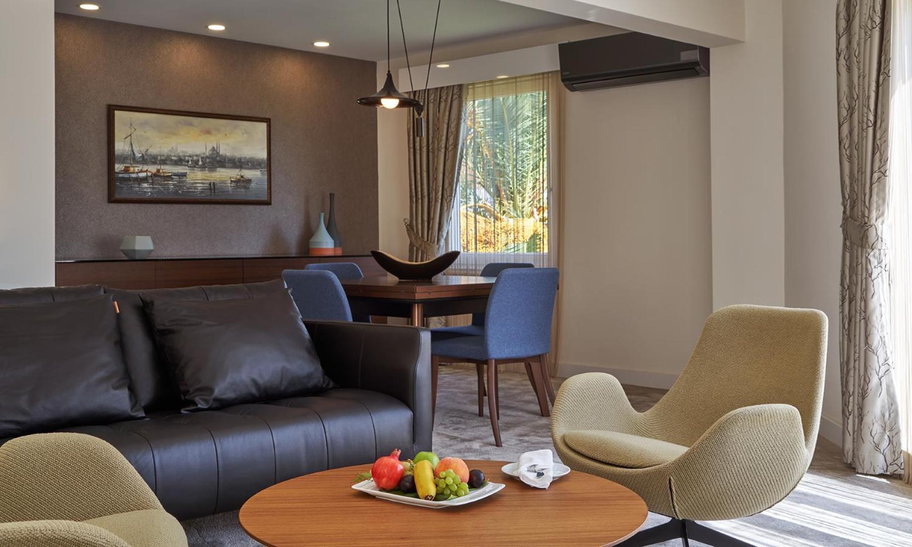 King Suite,1216517458:JPEG