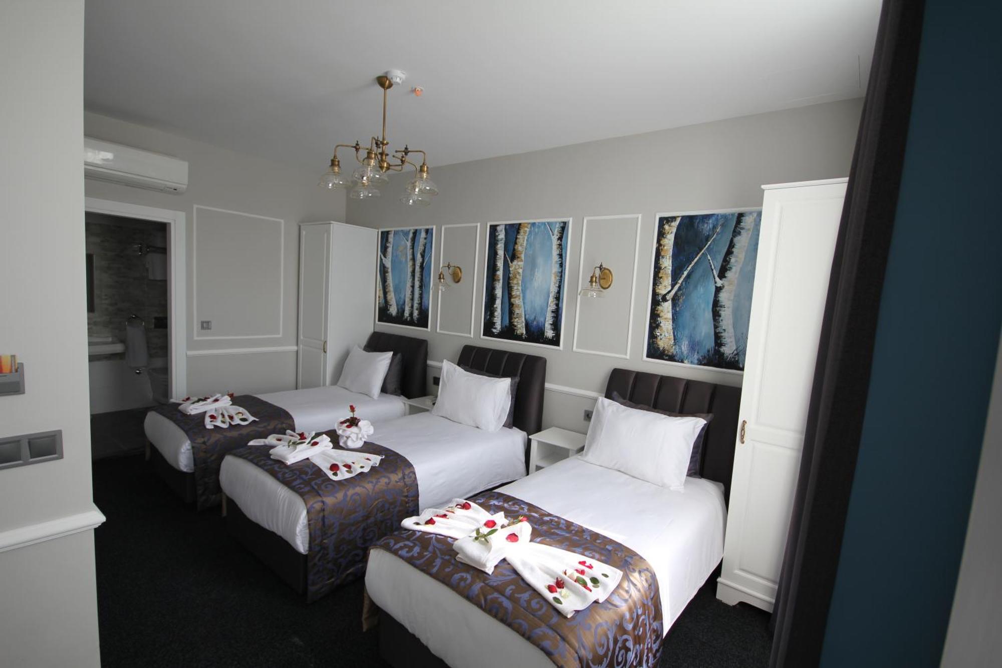 Triple Room