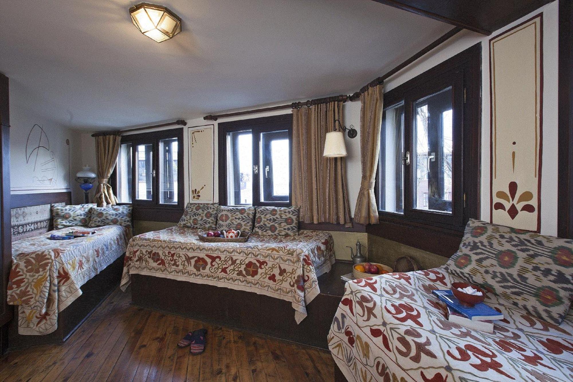 Triple Room,1216536865:JPEG