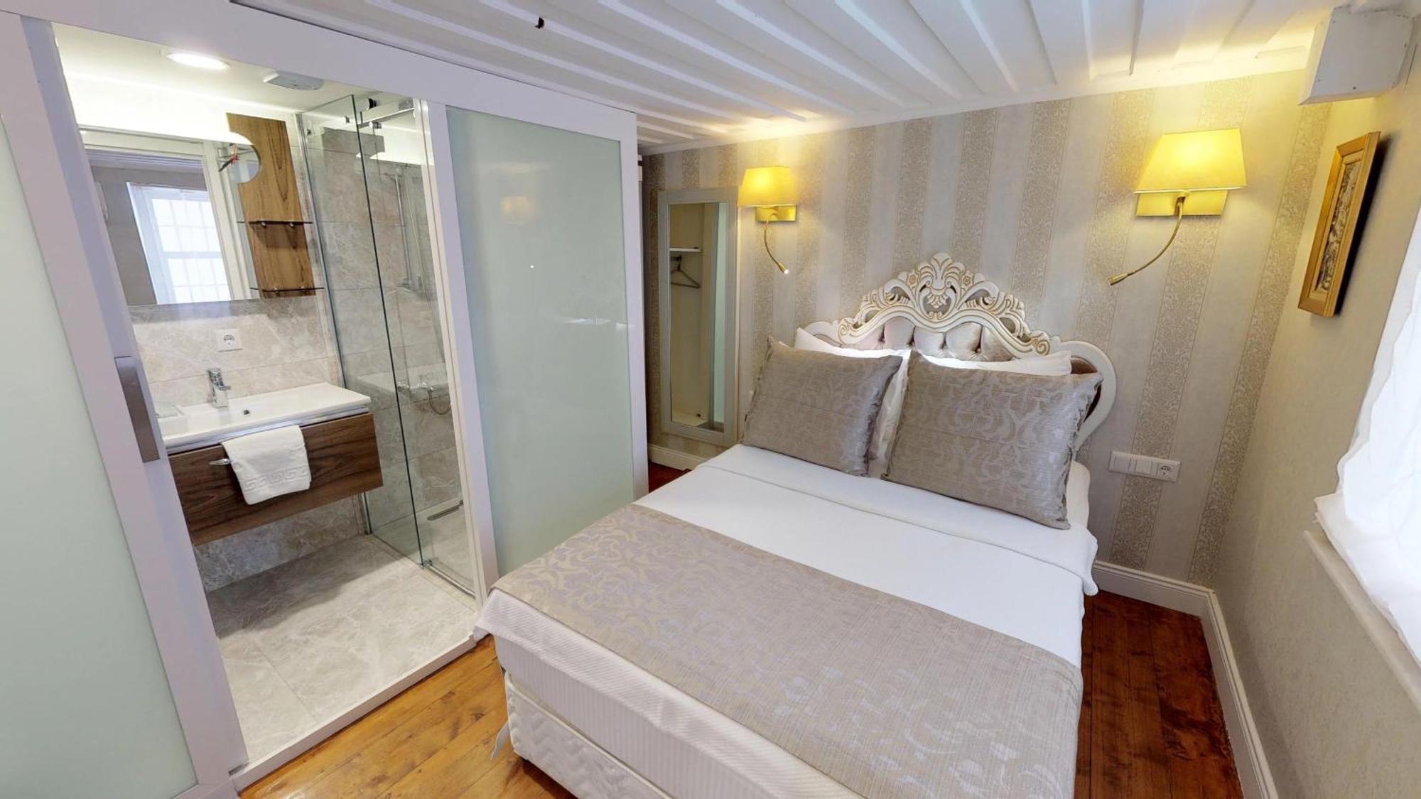 Budget Double Room,1216539712:JPEG