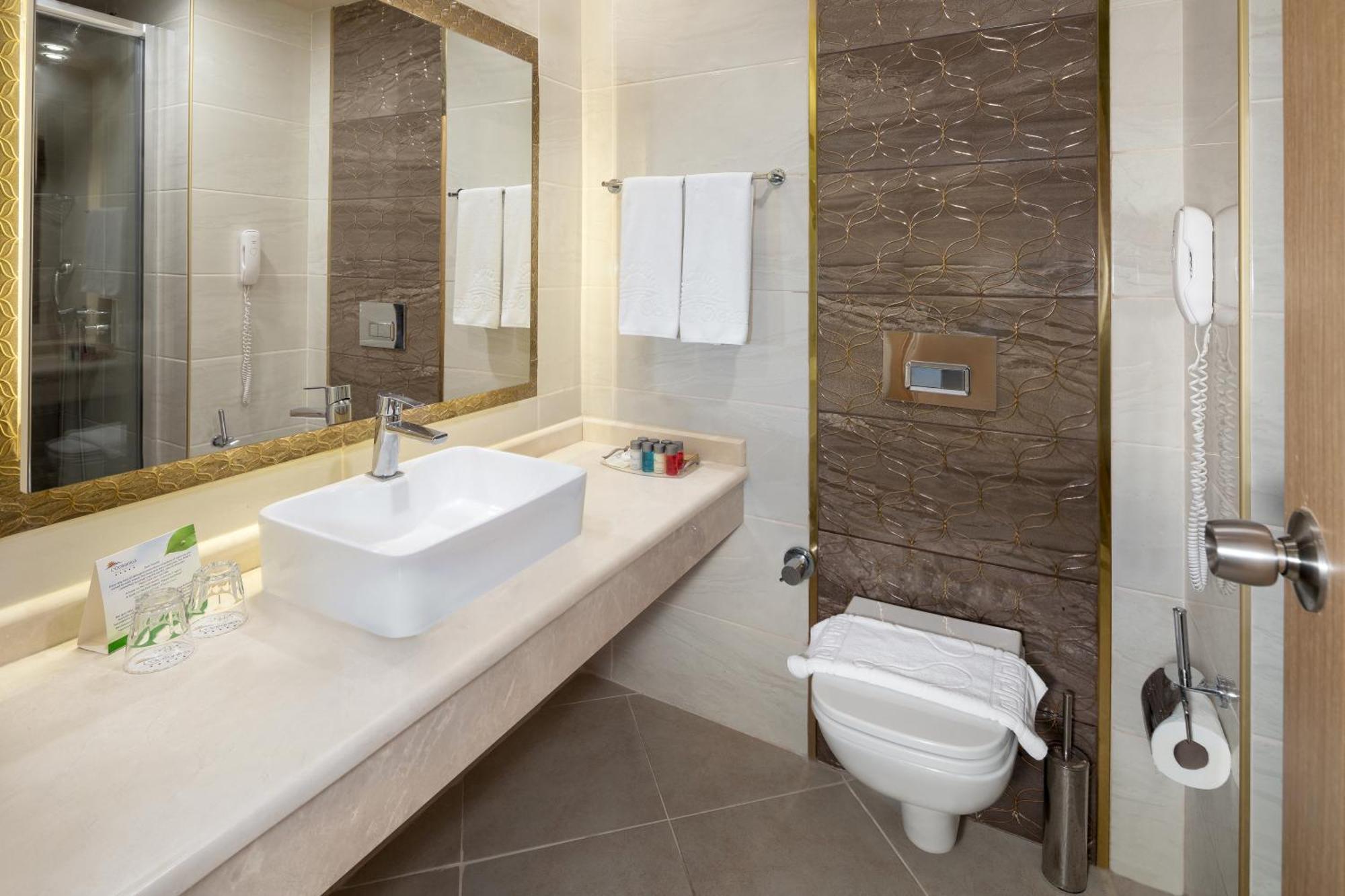 Standard Double or Twin Room,1379469464:JPEG