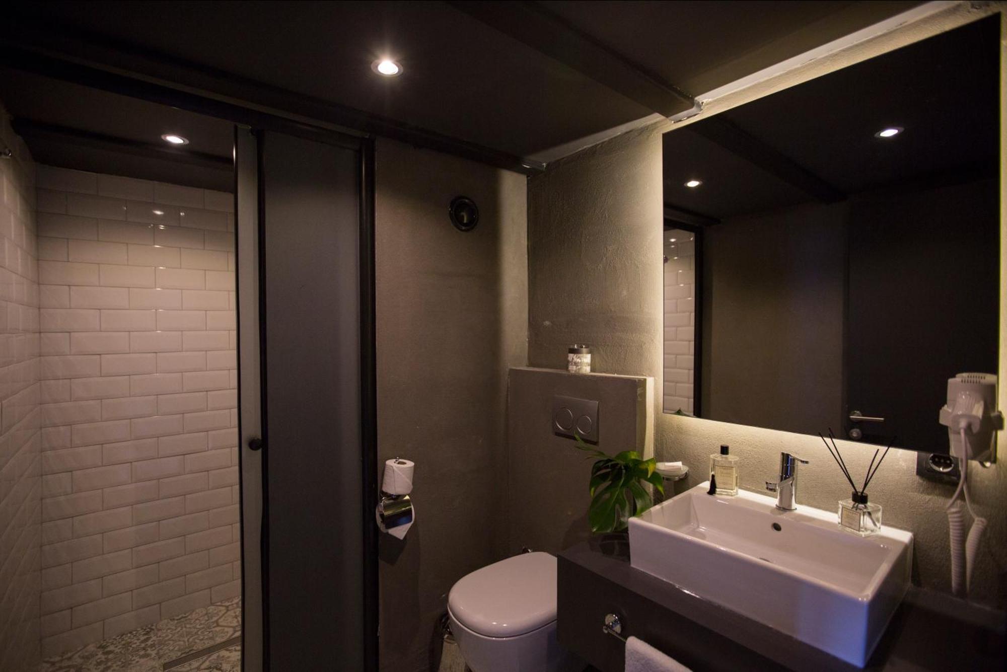 Loft Suite with Jacuzzi