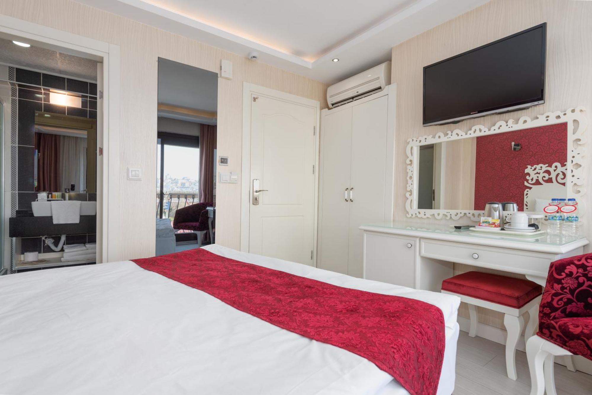 Superior Double or Twin Room with Sea View,1216643119:JPEG