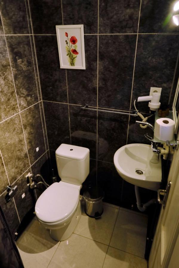 Standard Single Room with Shower,1225333634:JPEG
