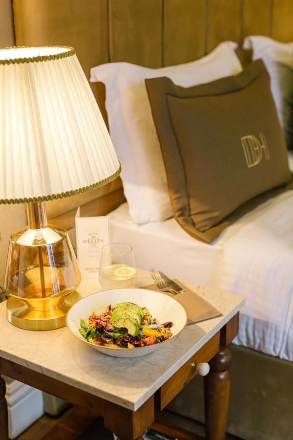 Deluxe Double Room with Balcony,1225825838:JPEG