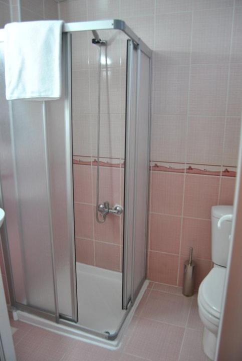 Family Room,1279822939:JPEG