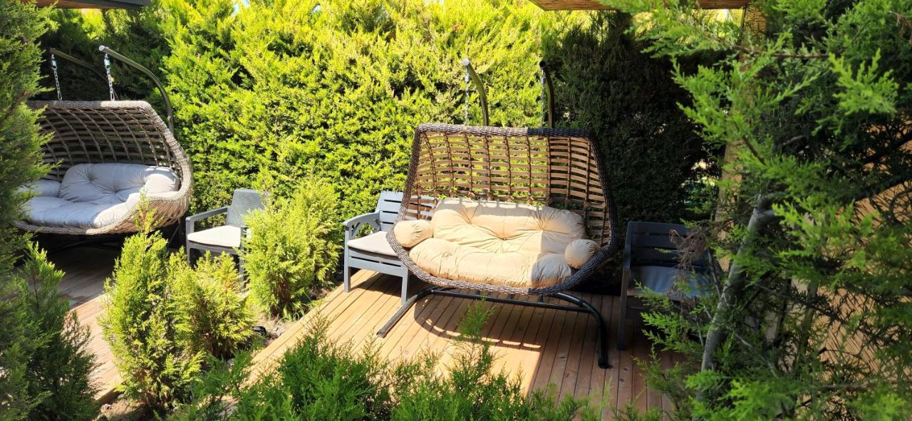 Deluxe Bungalow with Garden View