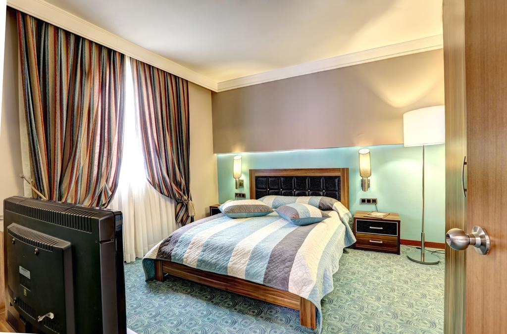 Suite with Terrace,125333631:JPEG