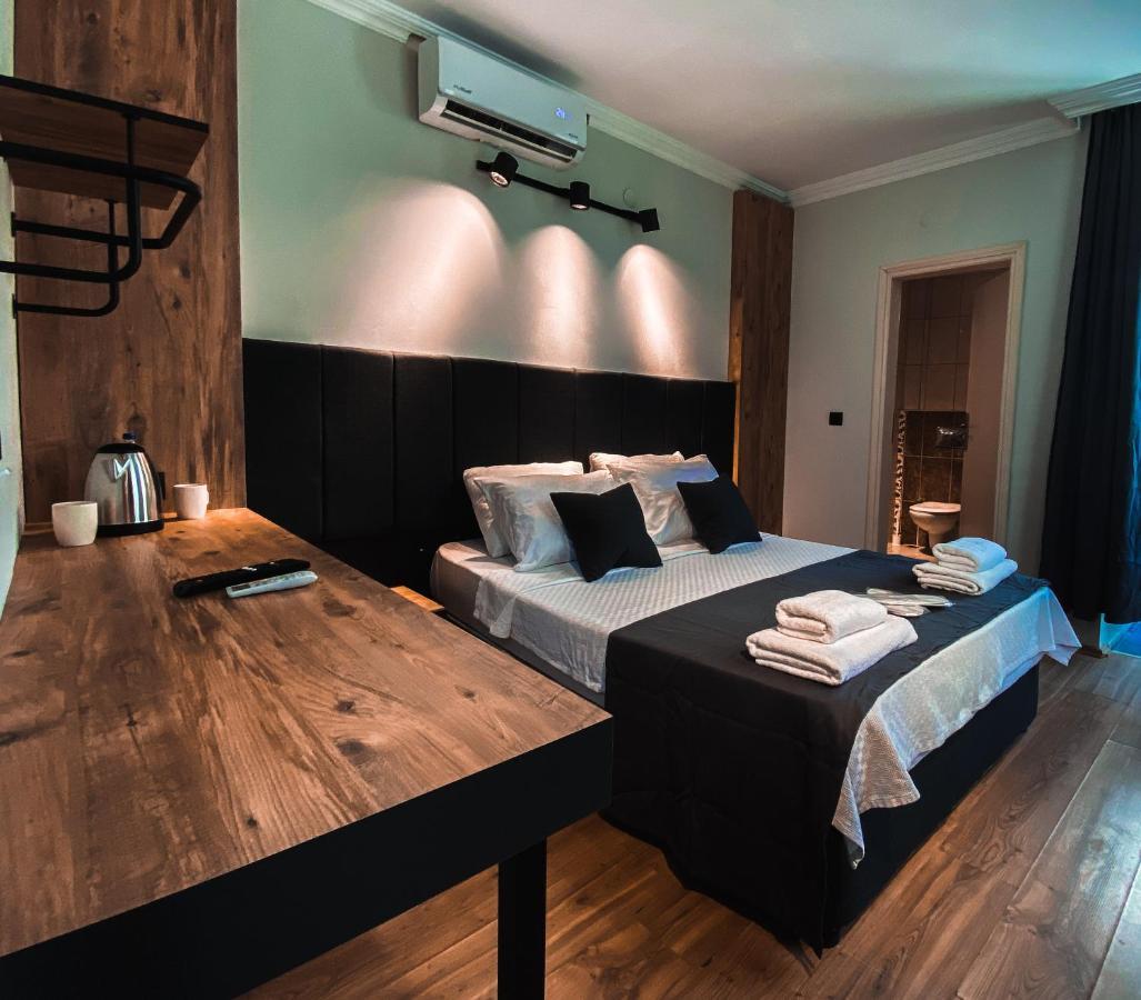 Doppelzimmer mit Balkon