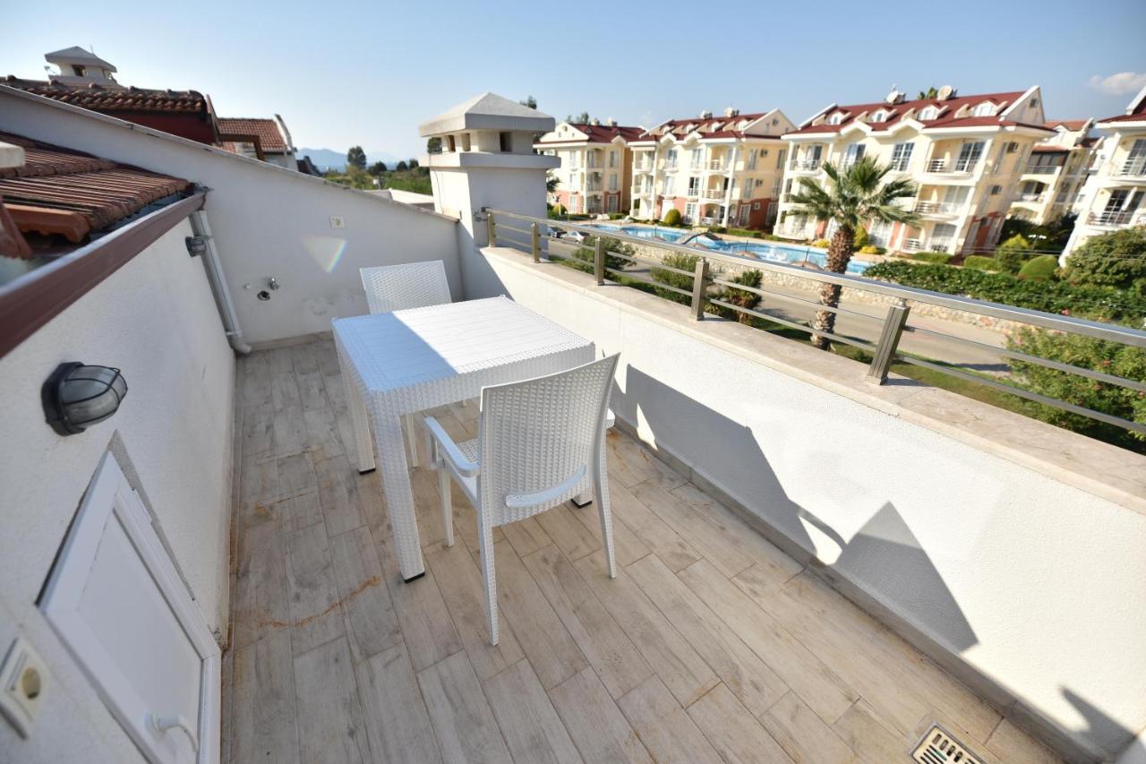 Studio mit Balkon