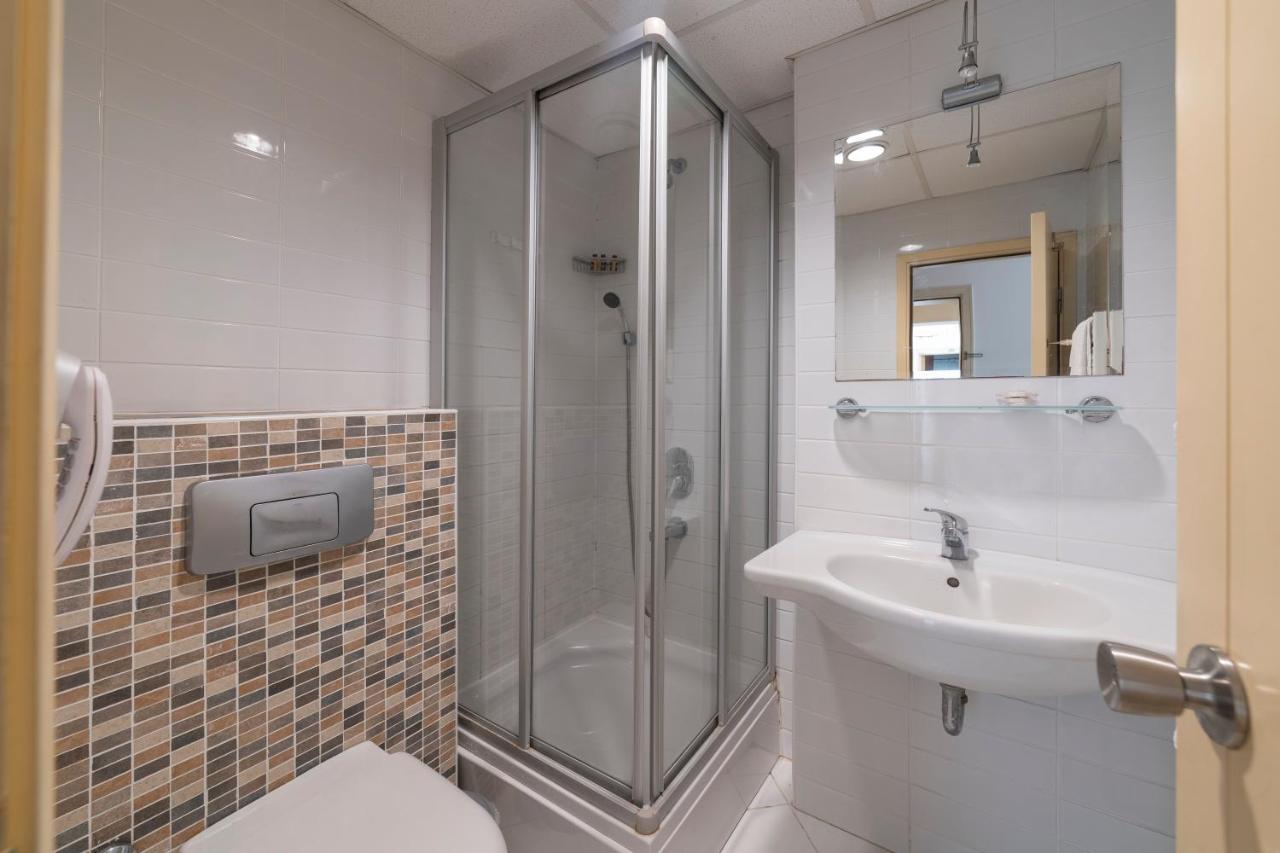 Chambre Standard Lit Queen-Size