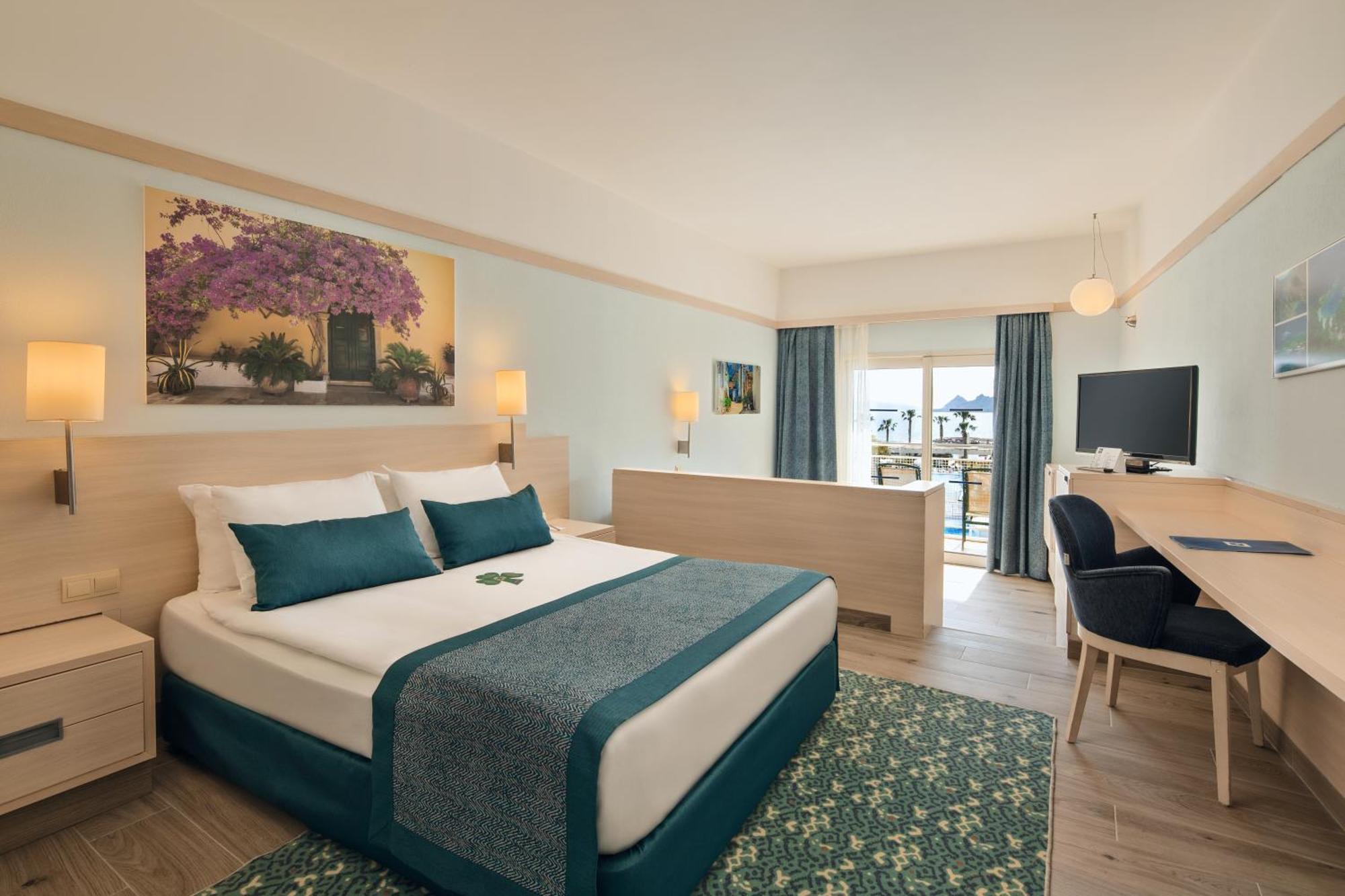 Superior Carbon Neutral Room by Carbonkey Commited Certificate